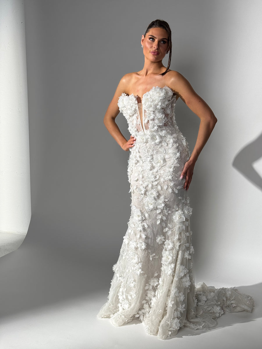 Celestial Bridal Dress - Robéne Bridal
